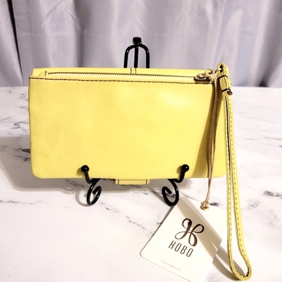 NWT HOBO Marshal Lemon Grass Leather Wallet/Wristlet with Wanderlust Lining - Picture 8 of 10